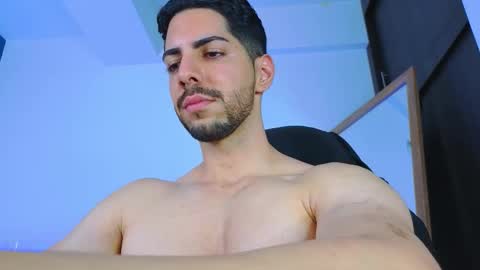 Snapshot of _davidwolf chatting on 10/21/25, 12:55 David online show from 10/21/25, 12:55