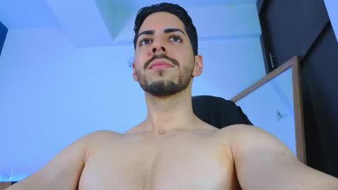 Snapshot of _davidwolf chatting on 10/28/25, 12:03 David online show from 10/28/25, 12:03