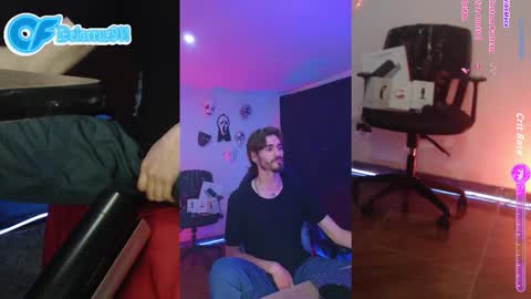 Snapshot of _delacruz911_ chatting on 11/25/25, 11:27 delacruz online show from 11/25/25, 11:27