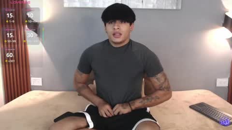 _demon1 online show from 04/17/26, 07:33