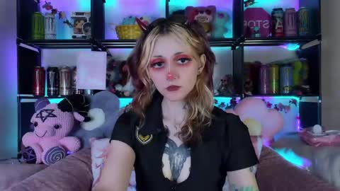 Snapshot of _devilbaby chatting on 05/29/26, 07:12 Kate online show from 05/29/26, 07:12