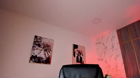 Abril online show from 03/02/26, 01:07