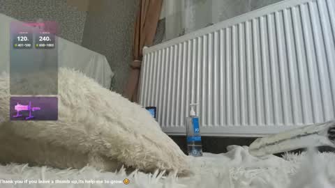 Snapshot of _domenika_ chatting on 11/24/25, 08:19 online show from 11/24/25, 08:19