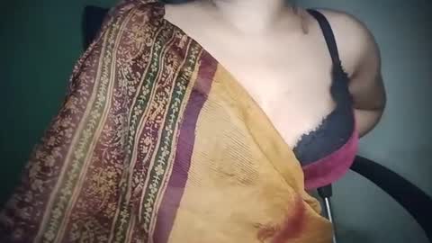 _dreamgirl_0 online show from 07/20/26, 02:48