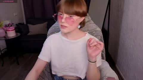 Luna    online show from 03/30/26, 01:45