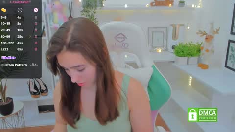 Lizzy  online show from 12/29/24, 09:30