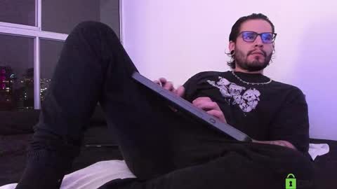  -         online show from 10/25/25, 11:54