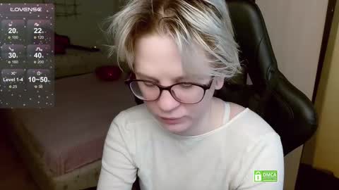 chloue and Gretta online show from 03/02/26, 07:26