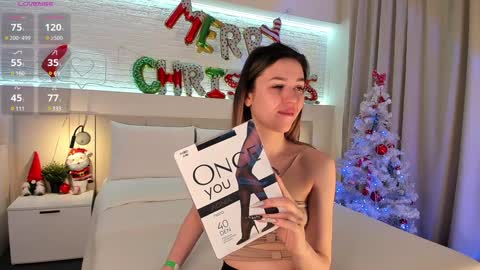 Snapshot of _emiliaa_ chatting on 01/05/25, 03:11 Milana online show from 01/05/25, 03:11