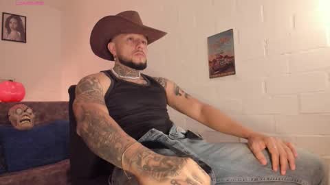 Emilio online show from 10/12/25, 10:36