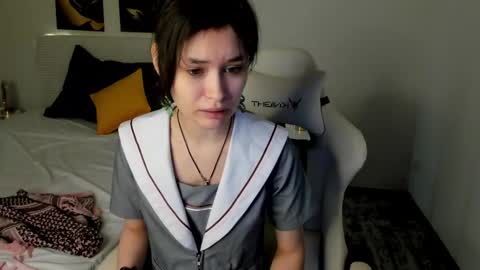 _emily__strike_ online show from 02/20/25, 09:44