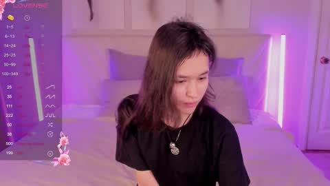 _emily__strike_ online show from 11/28/25, 10:18