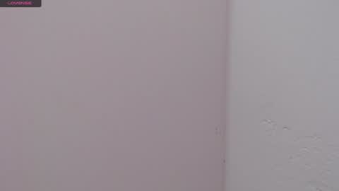 Snapshot of _emma_diamond_ chatting on 01/03/25, 06:57 Emma online show from 01/03/25, 06:57