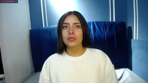 Snapshot of _emma_diamond_ chatting on 01/20/25, 07:15 Emma online show from 01/20/25, 07:15