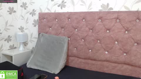 Snapshot of _emma_diamond_ chatting on 01/27/25, 11:33 Emma online show from 01/27/25, 11:33