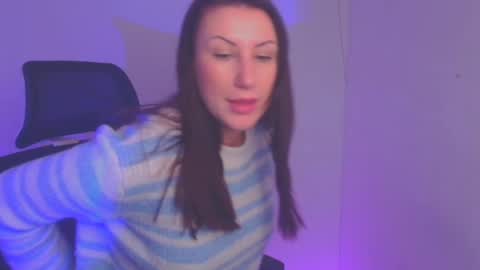 Emma online show from 12/22/24, 07:11