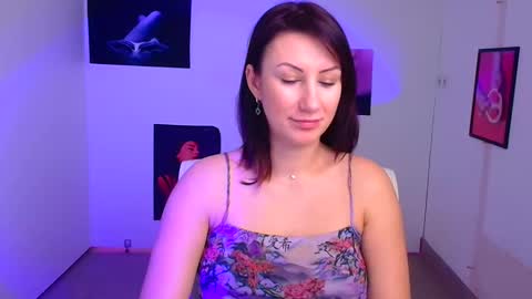 Emma online show from 02/04/25, 06:57