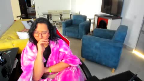 Emma online show from 01/28/25, 08:47