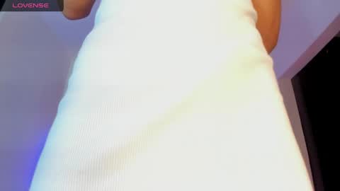 Emma online show from 05/18/26, 05:19