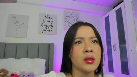 Snapshot of _emy_rose chatting on 05/26/26, 01:56 Emy Rose online show from 05/26/26, 01:56