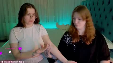 Snapshot of _enni__ chatting on 02/21/25, 02:17 Sam online show from 02/21/25, 02:17