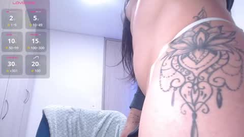  Erica Vanderhill  online show from 09/19/25, 09:15