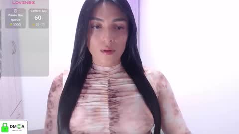  Erica Vanderhill  online show from 10/26/25, 10:15