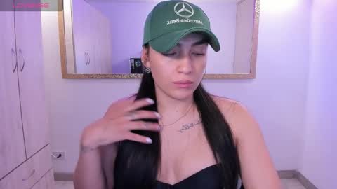  Erica Vanderhill  online show from 01/14/26, 02:28