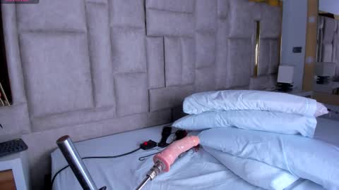 _eris_rose online show from 11/05/25, 07:25