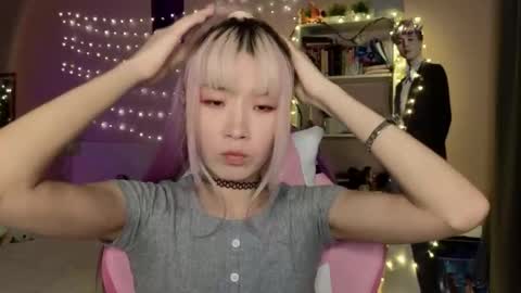 EveEva online show from 02/02/26, 07:56