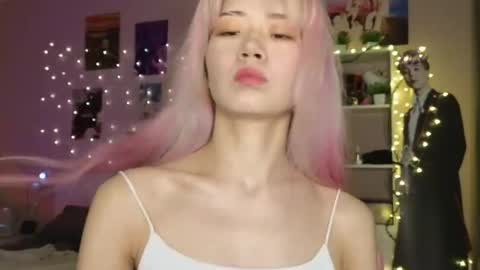 EveEva online show from 03/28/26, 02:11