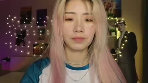 EveEva online show from 04/12/26, 01:54