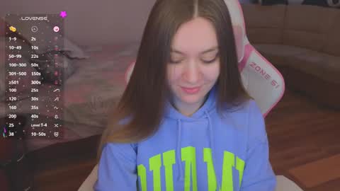 Snapshot of _evellyn_ chatting on 01/12/25, 05:34 Evie online show from 01/12/25, 05:34