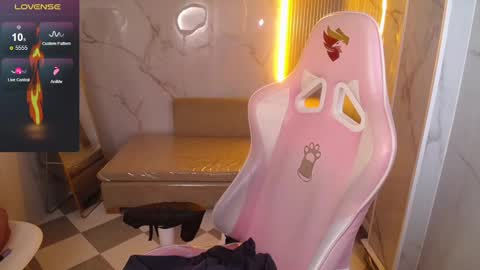  evoni  online show from 10/09/25, 12:58