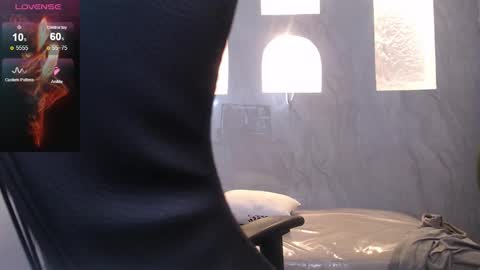  evoni  online show from 10/11/25, 01:16