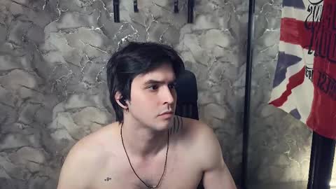 Keanu online show from 03/18/26, 11:24