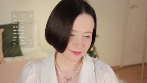 Essie  online show from 12/30/24, 12:11