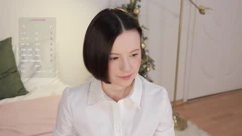 Essie  online show from 01/20/25, 01:07