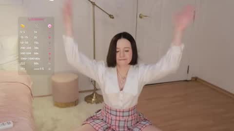 Essie  online show from 02/28/25, 10:41