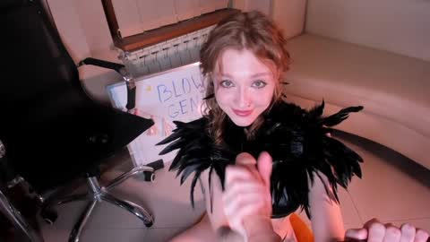 Snapshot of _fieryflash_ chatting on 02/07/25, 05:29 Lola 3 online show from 02/07/25, 05:29