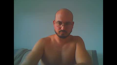 Snapshot of _flav90_ chatting on 12/14/25, 01:16 _flav90_ online show from 12/14/25, 01:16