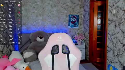 Kate online show from 07/19/26, 06:22