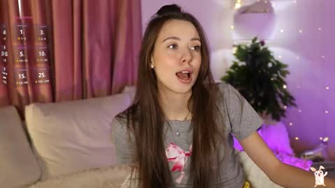 Snapshot of _fluffybunny_ chatting on 02/28/25, 11:36 Goldy Grace online show from 02/28/25, 11:36