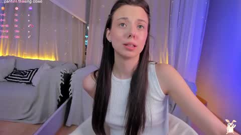 Snapshot of _fluffybunny_ chatting on 05/25/26, 04:24 Goldy Grace online show from 05/25/26, 04:24