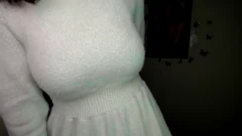 Snapshot of _foxy_lady chatting on 10/09/25, 06:22 Alice online show from 10/09/25, 06:22