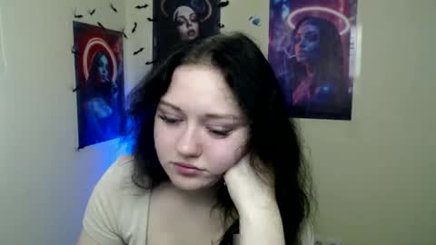 Alice online show from 11/26/25, 06:58