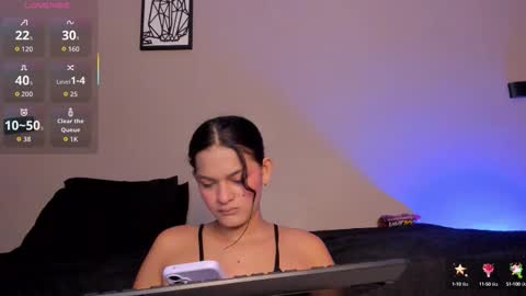 Snapshot of _frida_1 chatting on 09/17/25, 01:02 Frida online show from 09/17/25, 01:02