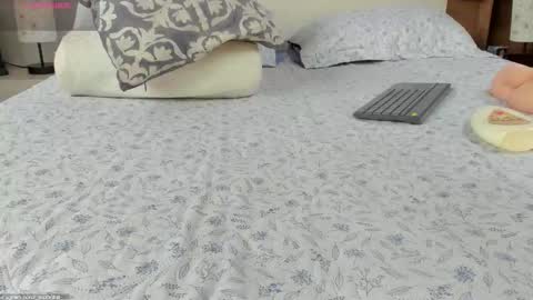  fullmoon online show from 12/02/25, 08:15