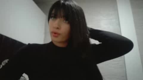 Mia-foster online show from 11/08/25, 02:45