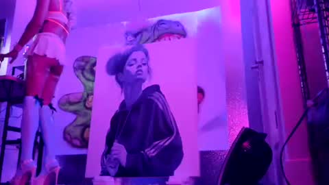 GlitterBox online show from 08/09/26, 10:09